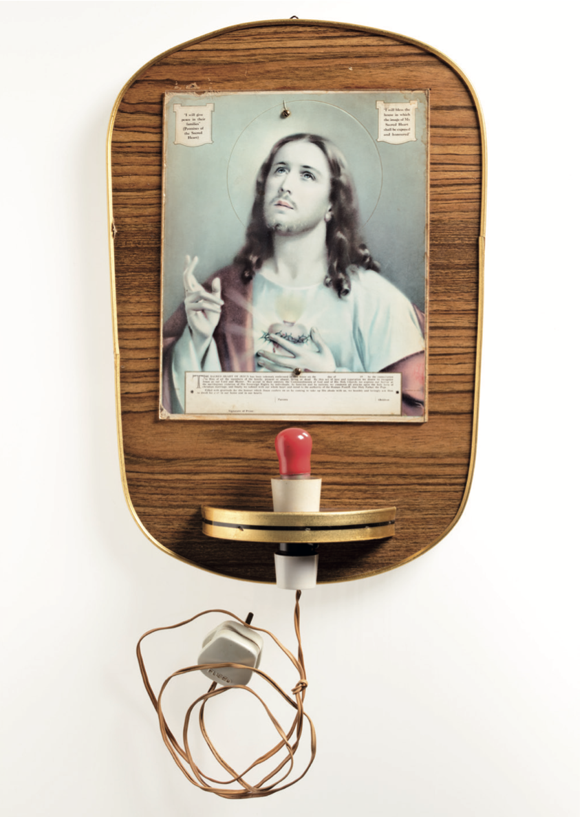 Figure 9: Electrified Sacred Heart lamp, manufacturer unknown, 1960s (Courtesy of the National Museum of Ireland).
